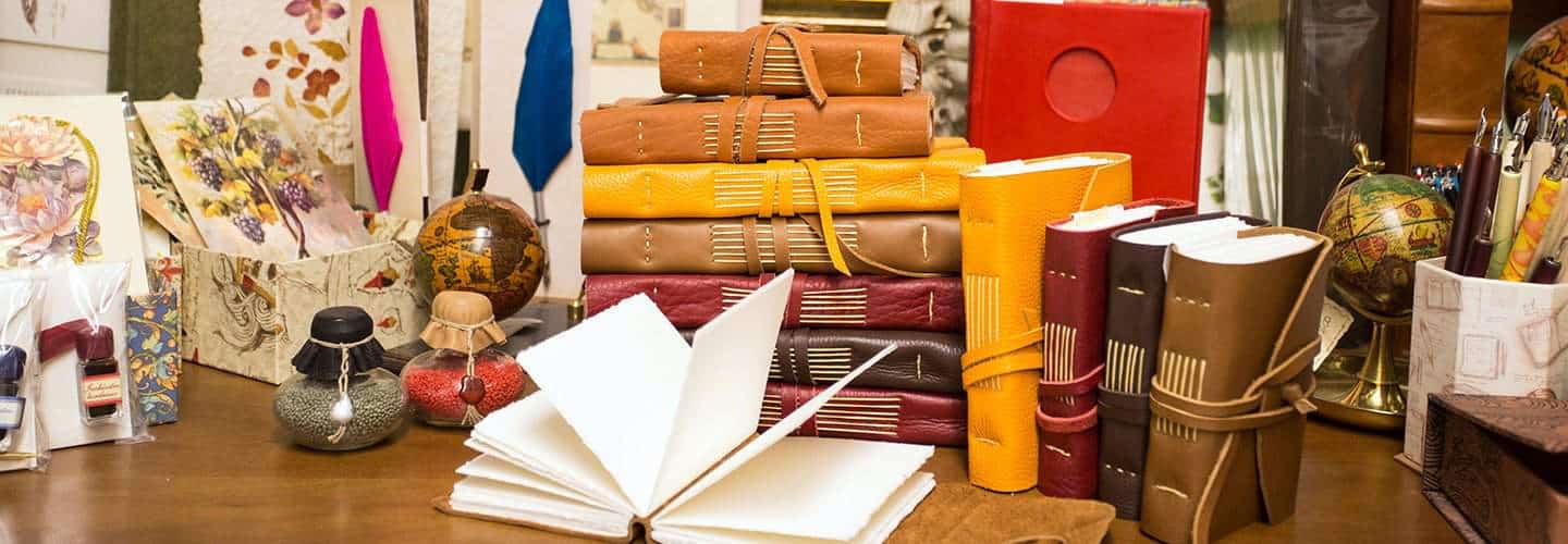 La Tradizione Artigianale della Carta di Amalfi: Come Manteniamo Viva una Storia Che Risale all’Antica Repubblica