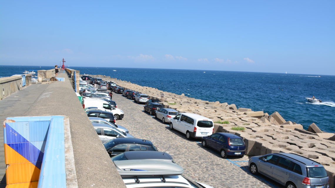 Parcheggio di Amalfi nel porto