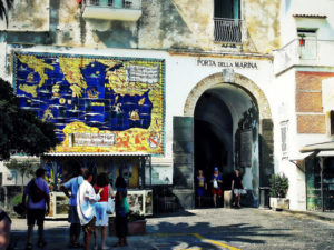 Porta della Marina di Amalfi